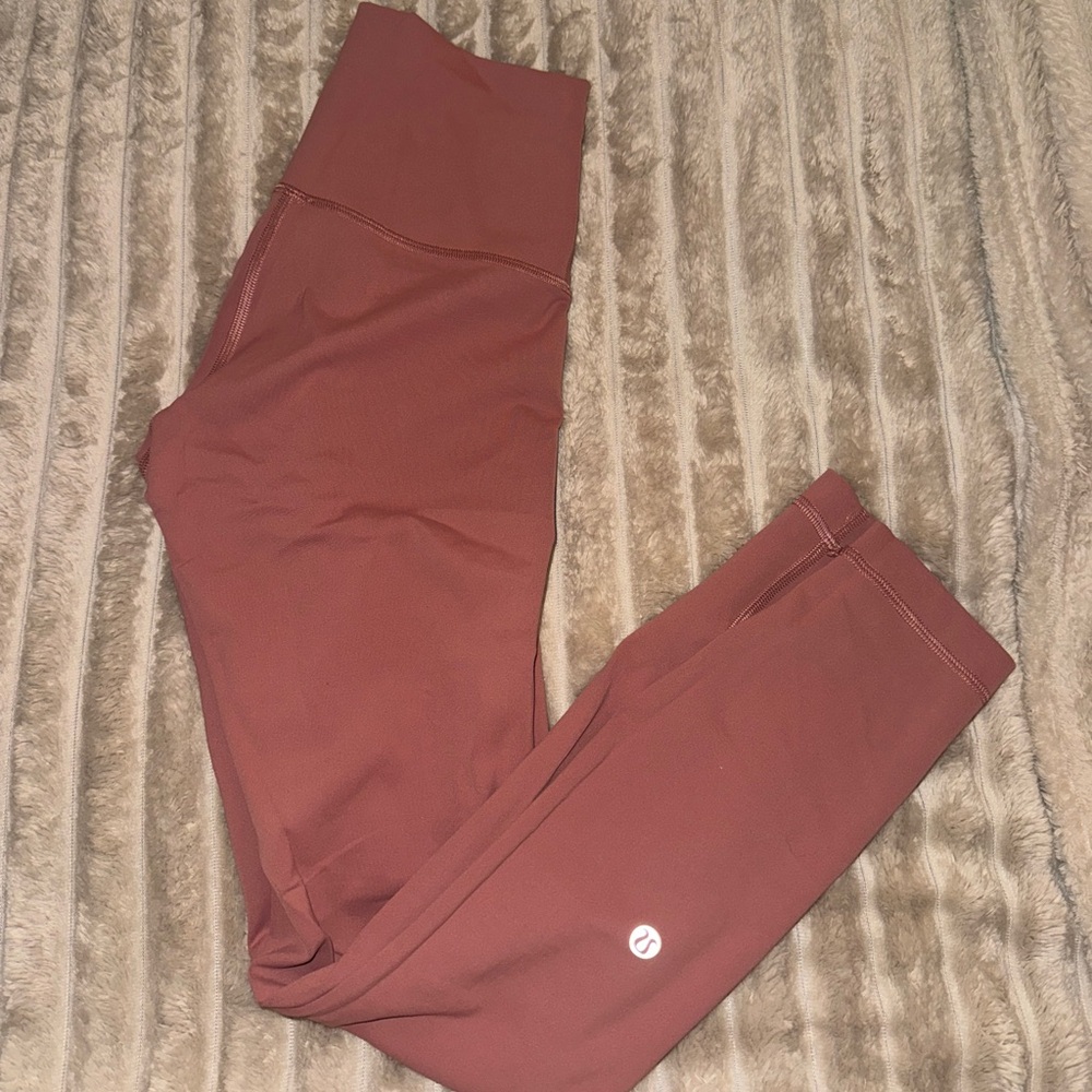Lululemon Align 25” leggings in salmon!